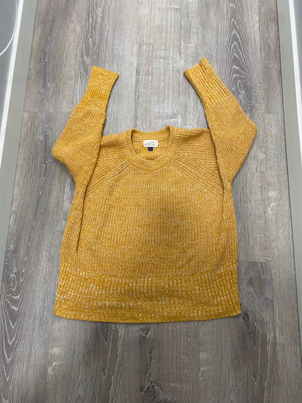 Universal threads Yellow Knit Crewneck Sweater